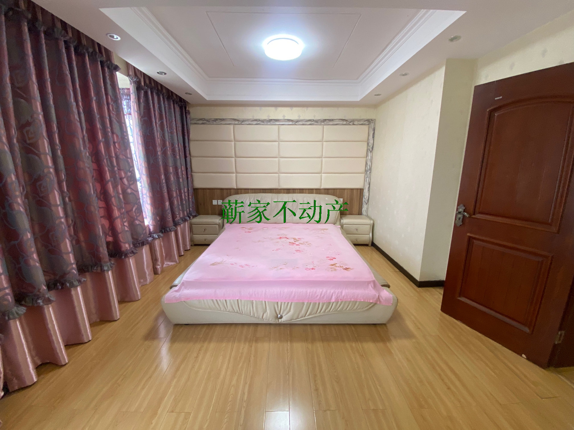 万豪郦晶园精装修家具家电齐全拎包入住支持按揭