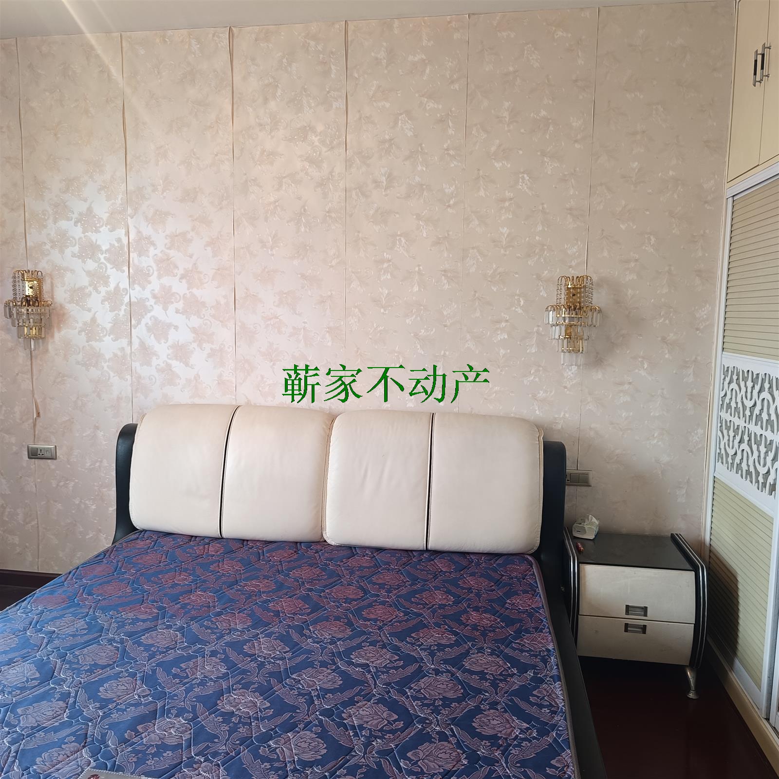 大中华附近电梯房精装修家具家电齐全拎包入住