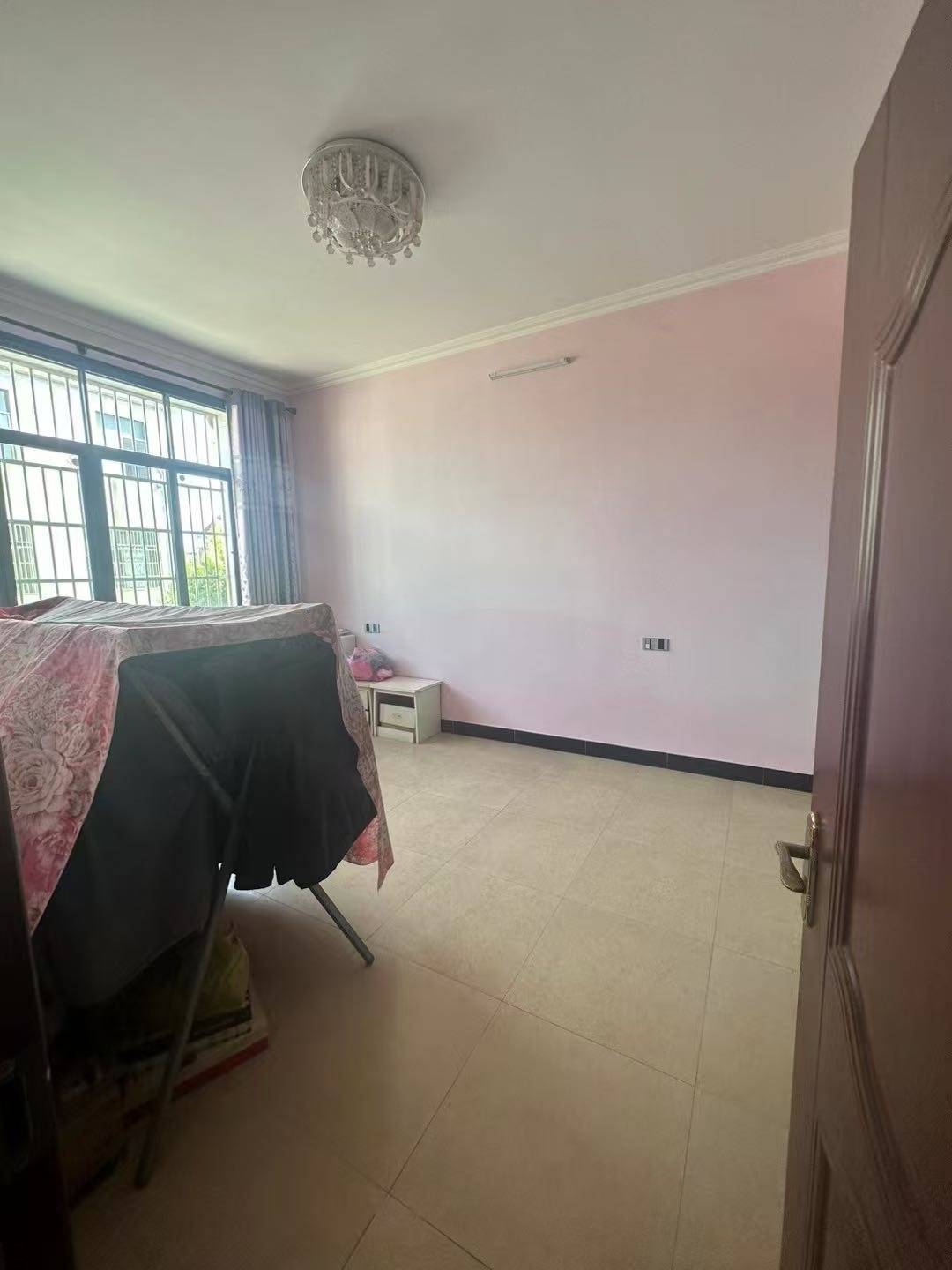 漕河自建房低价出售