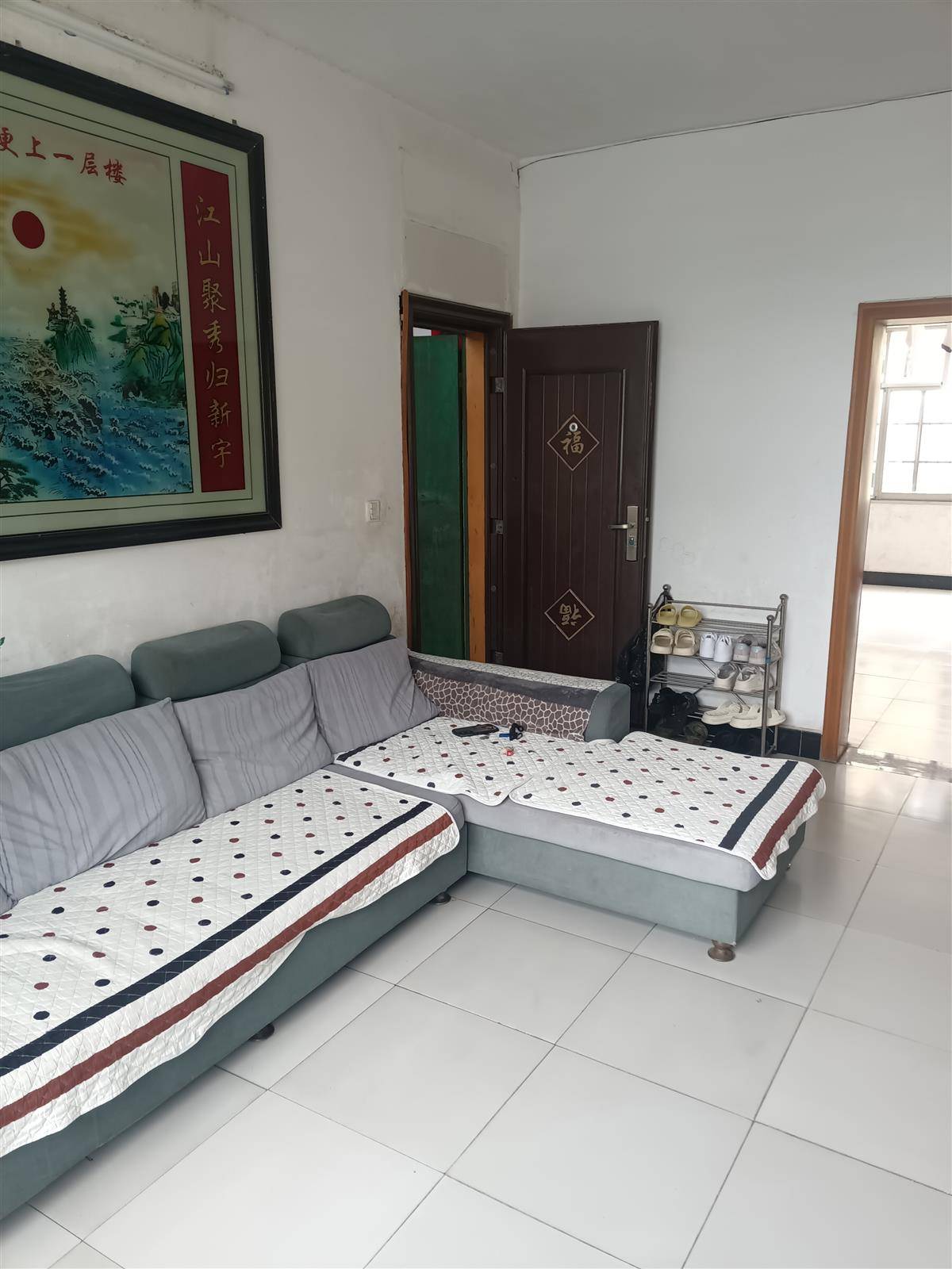 降价急售，教师公寓三房两厅一卫108平，5楼，边套三面采光，拎包入住，16.8万。特价房源。