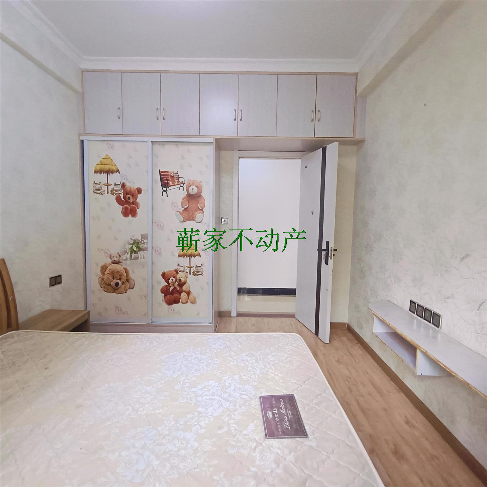 精装电梯两房不要40万