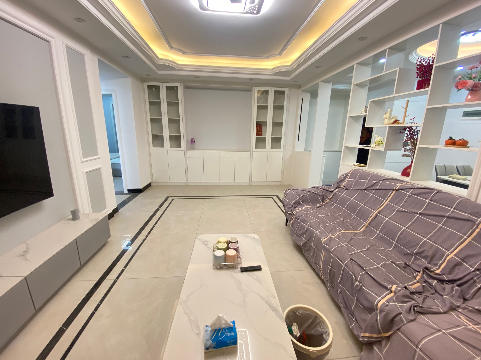 平湖公园附近精装修婚房住的少家具家电齐全支持按揭