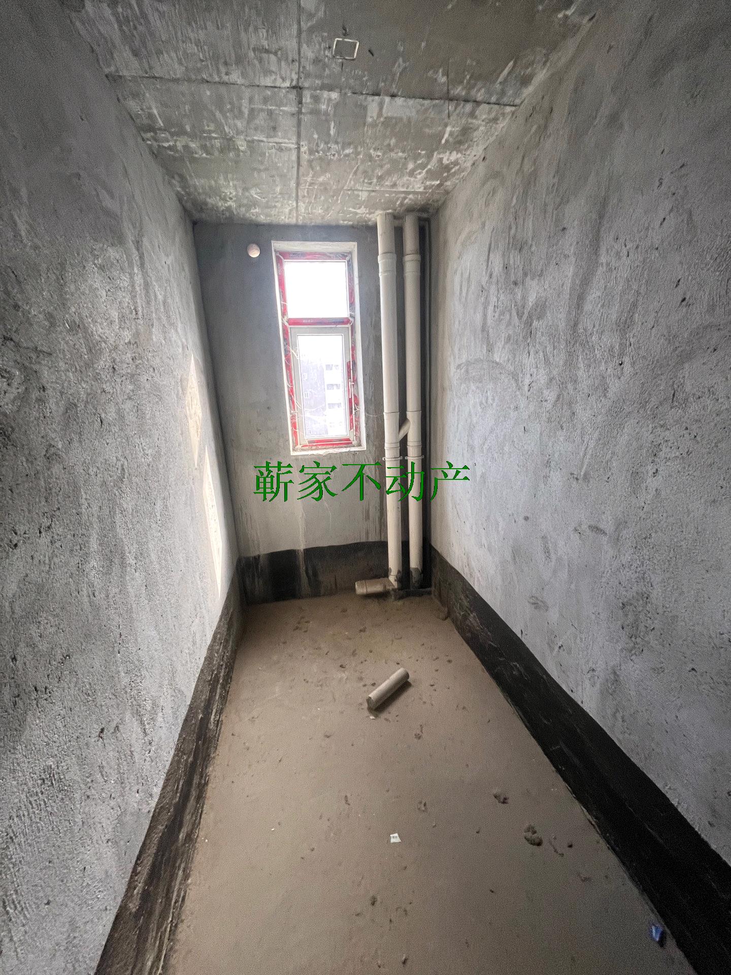晶帝学府世家91平毛坯大两房采光非常好证满两年