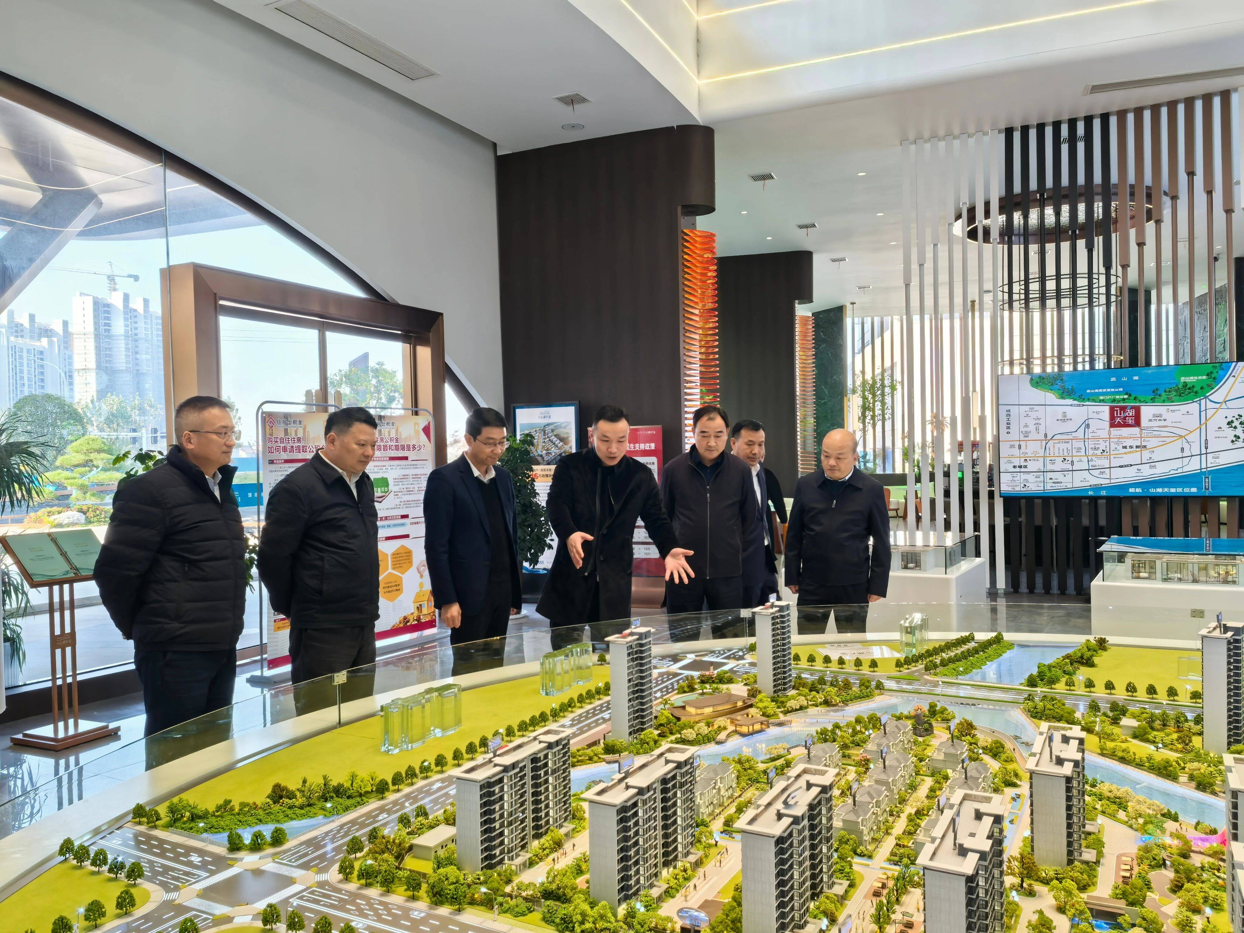 刘欲晓赴县市调研“好房子”和城市更新工作