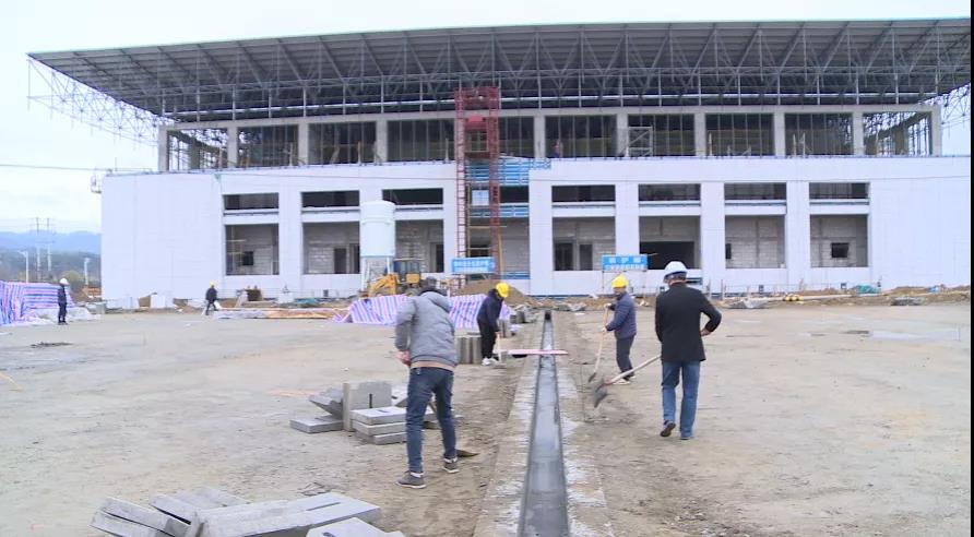 罗田县实验高中将于2022年5月1日竣工使用