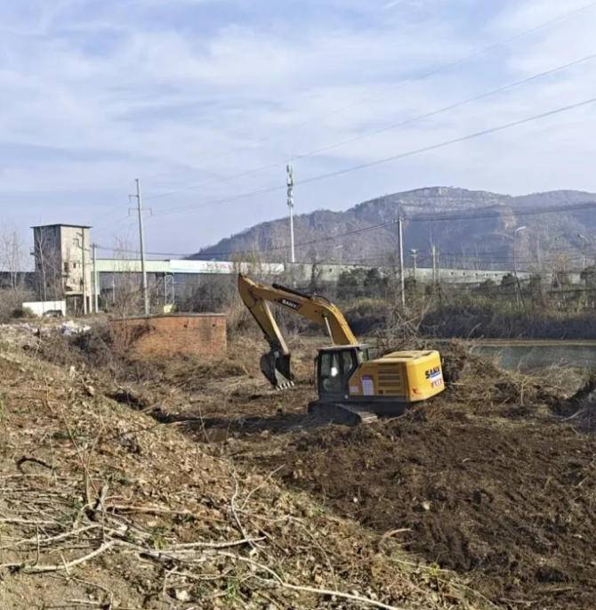 一堆闲置土方，如何变身平安江堤？