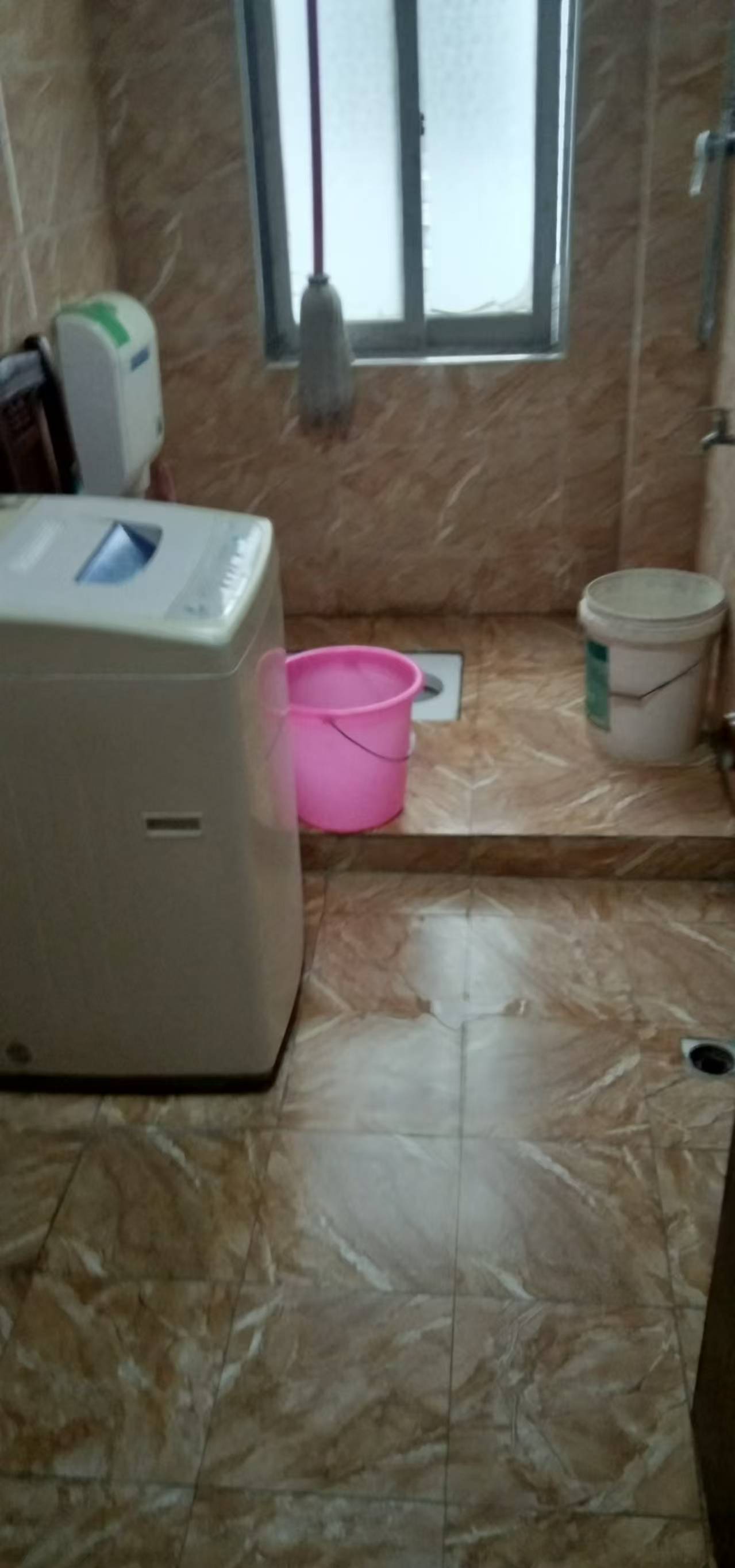 天宝大连一三层半门面房