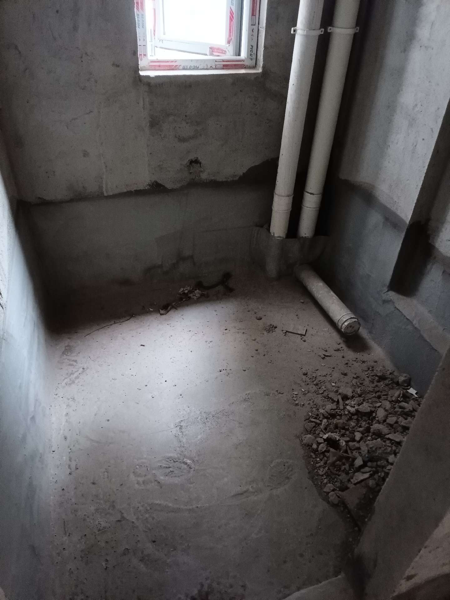 亏本急售，蕲阳新区商品房，2房2厅1卫，87.79平两房可改三房好楼层，东南朝向，有钥匙，出售34.5万。隔壁就是思源。