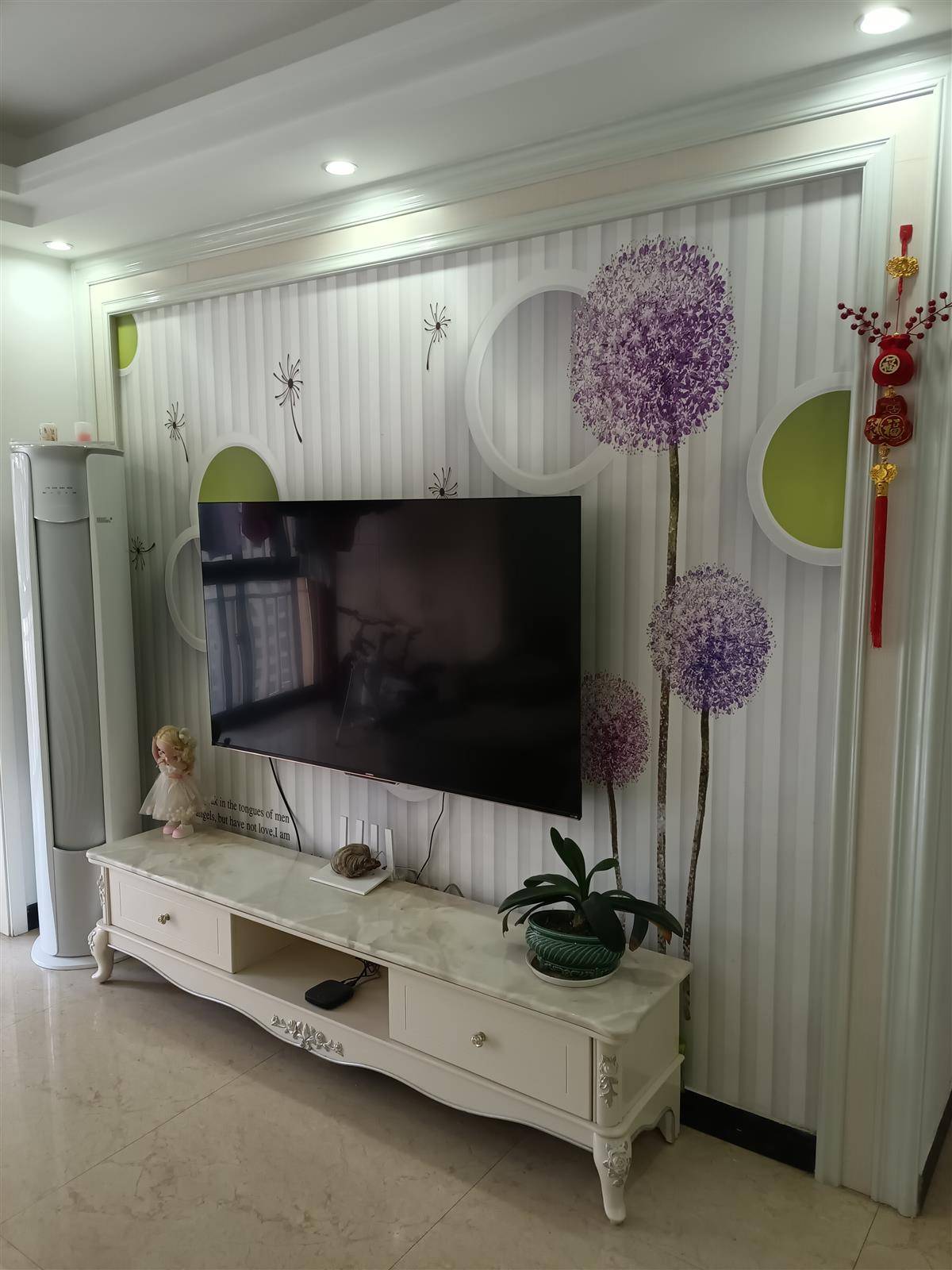 捡漏王，晶帝学府房，3房2厅1卫109平，好楼层，大阳台精装拎包入住，证满两年支持按揭，售价56万。