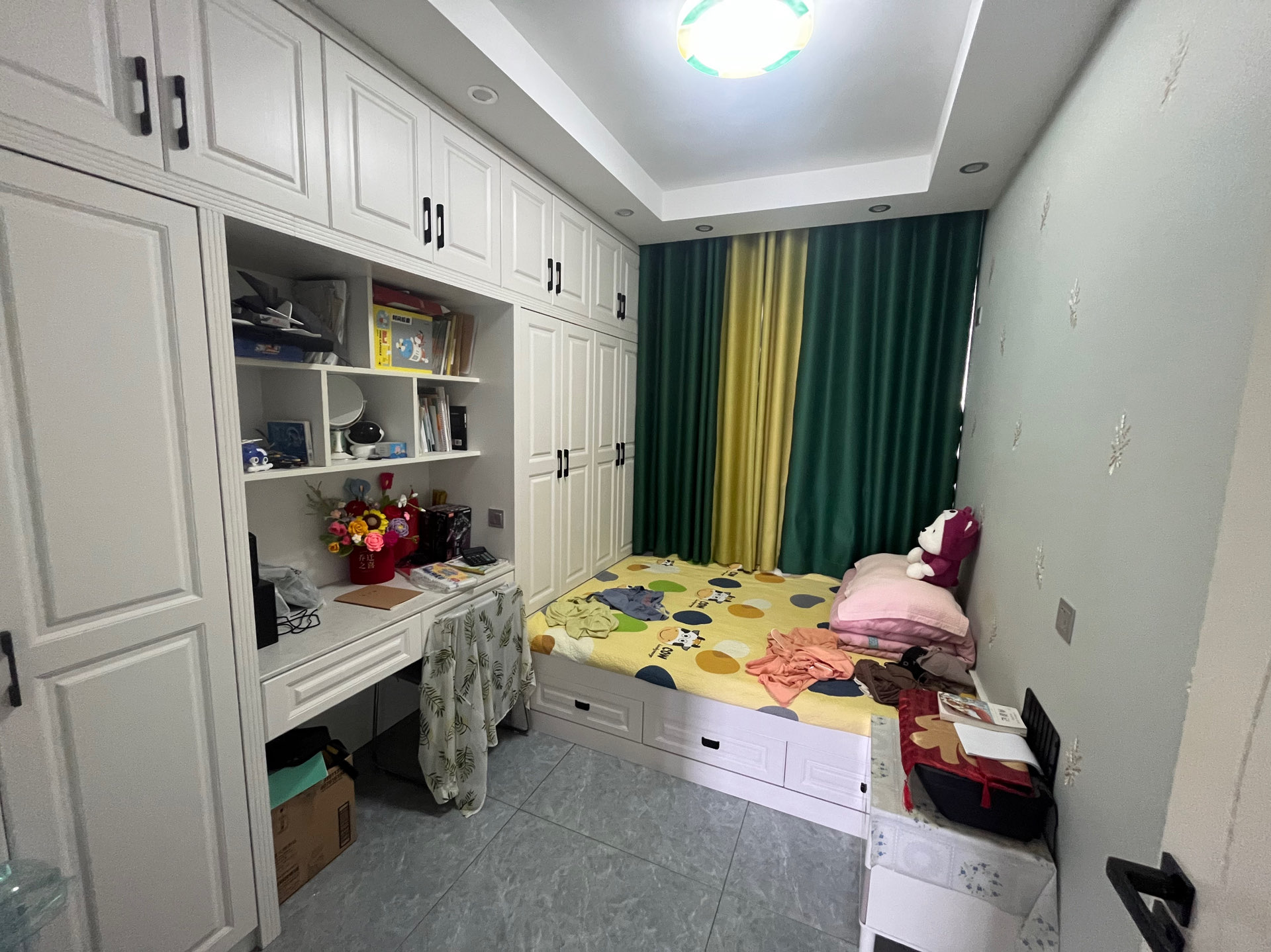 漕河精装修家具家电齐全拎包入住支持按揭