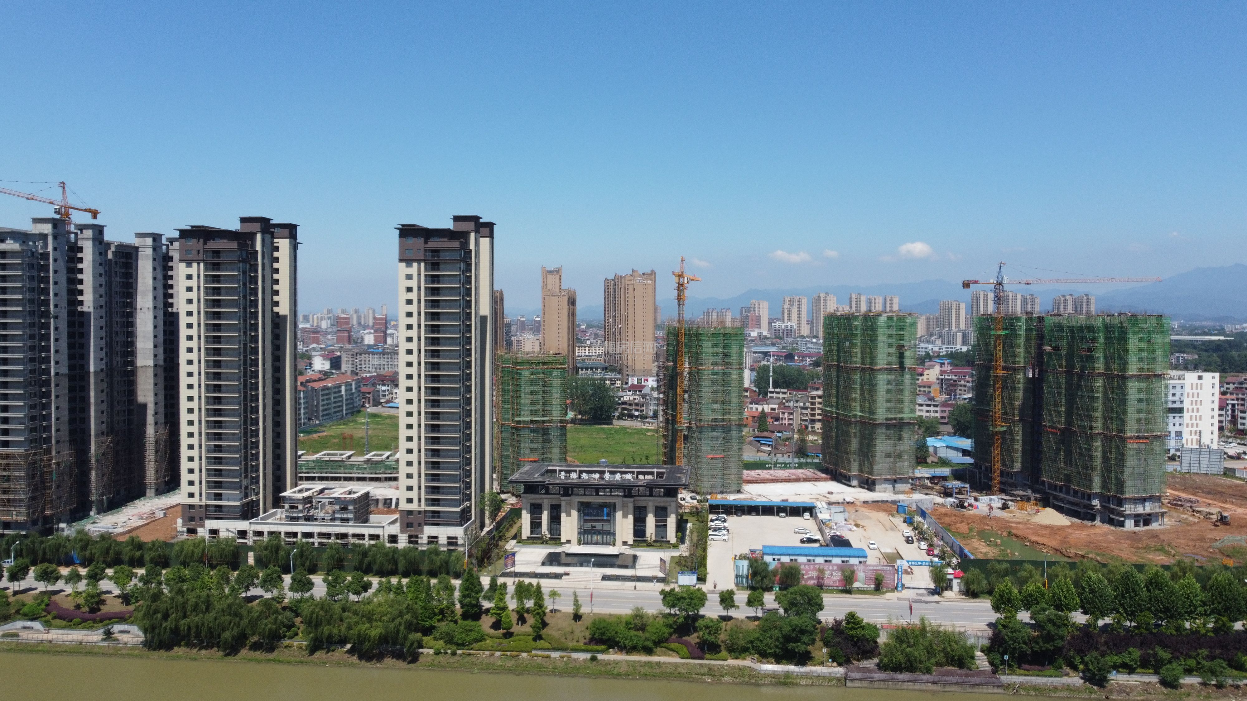 晋梅九坤·学府城六月工程进度播报 | 家筑新愿，美好可期 ！