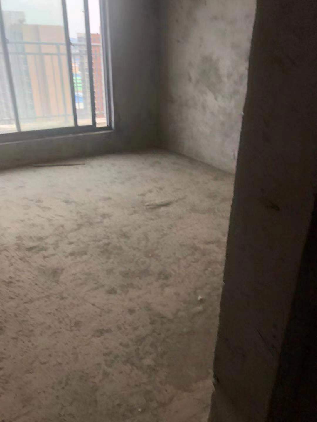 万豪俪晶园高层毛坯复式楼