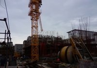 长江名苑7月份工程进度 商业部分在建地上二层