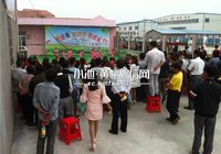 六一儿童节“滨江一品”赞助幼儿园文艺演出