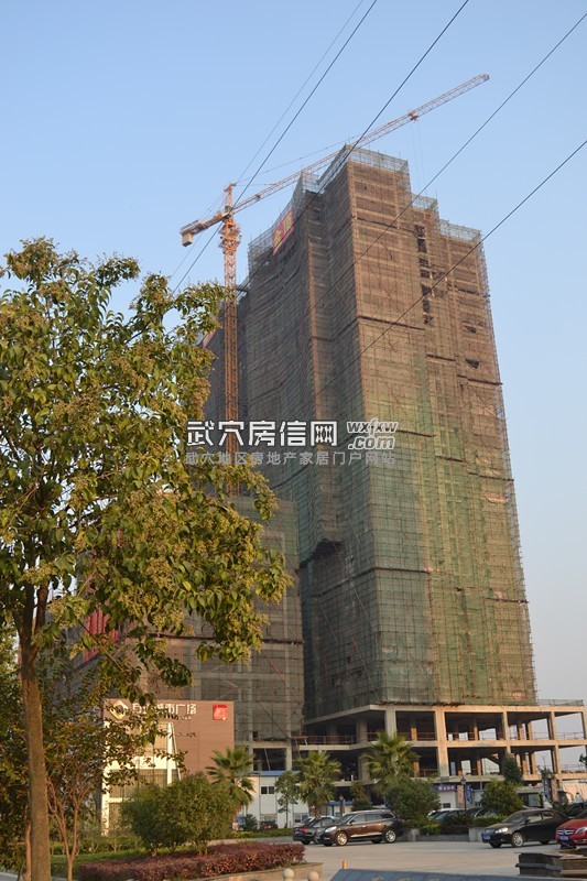 方正城市广场   12月最新工程进度    外墙施工建设中