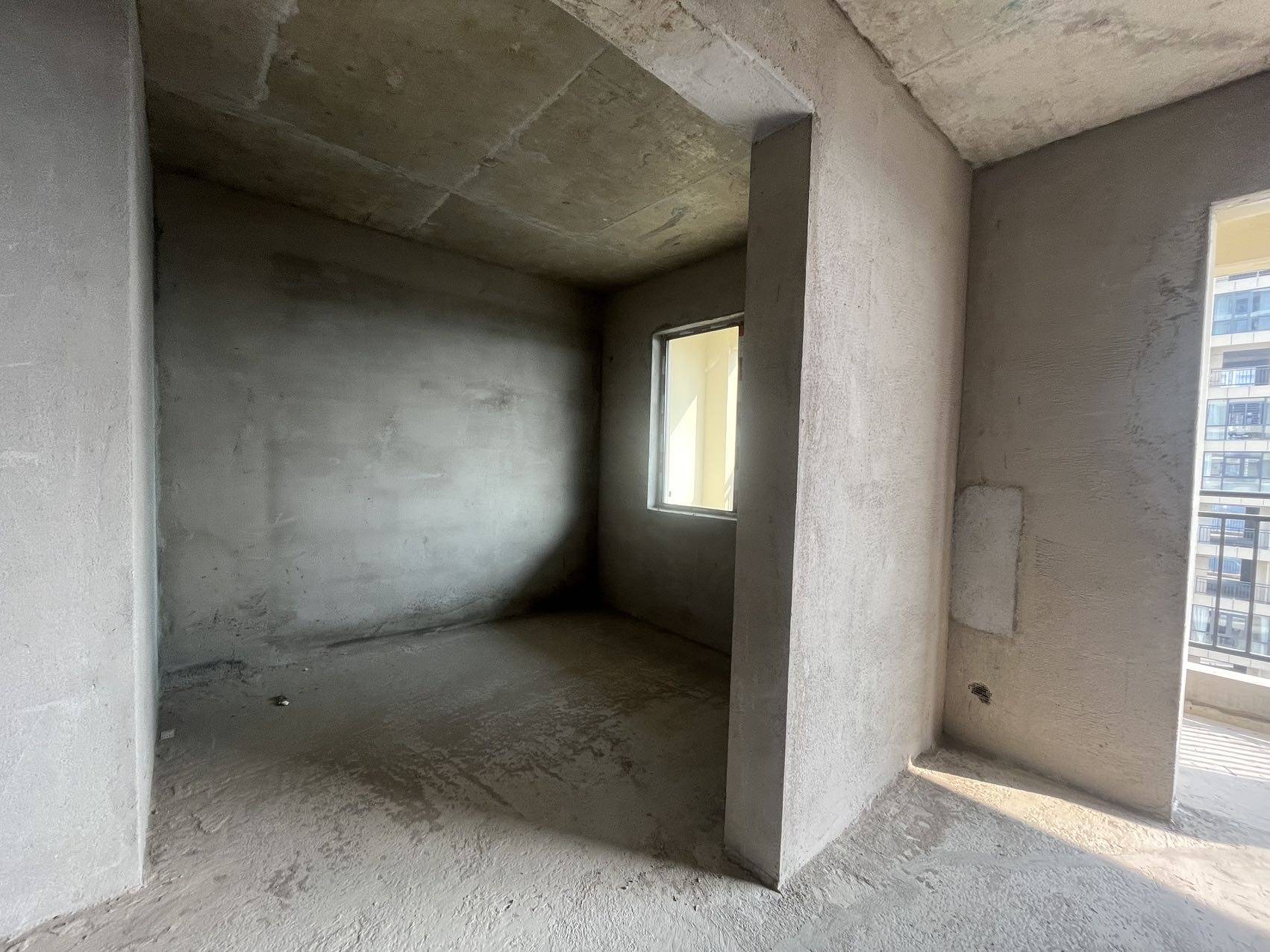 业主急售新妇幼保健院旁一梯一户