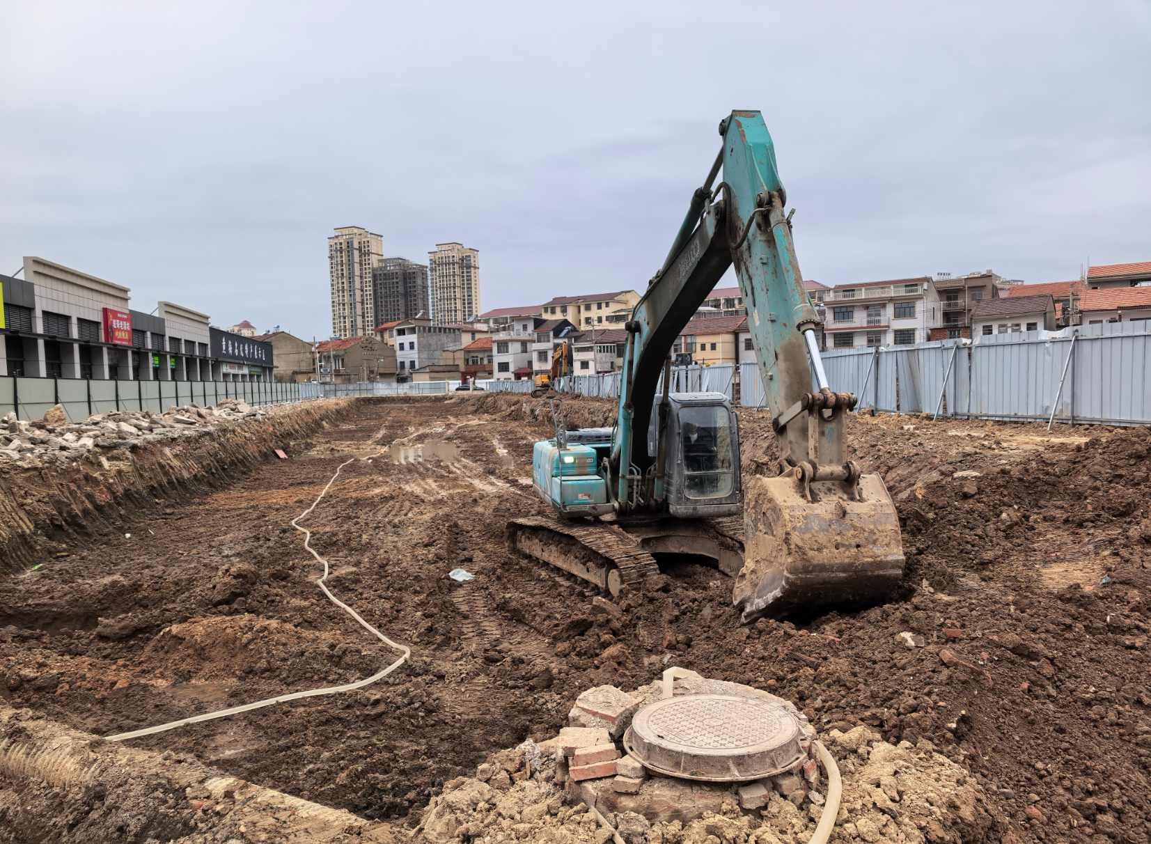 璟台和御府中间这条路！元旦有望投入使用！