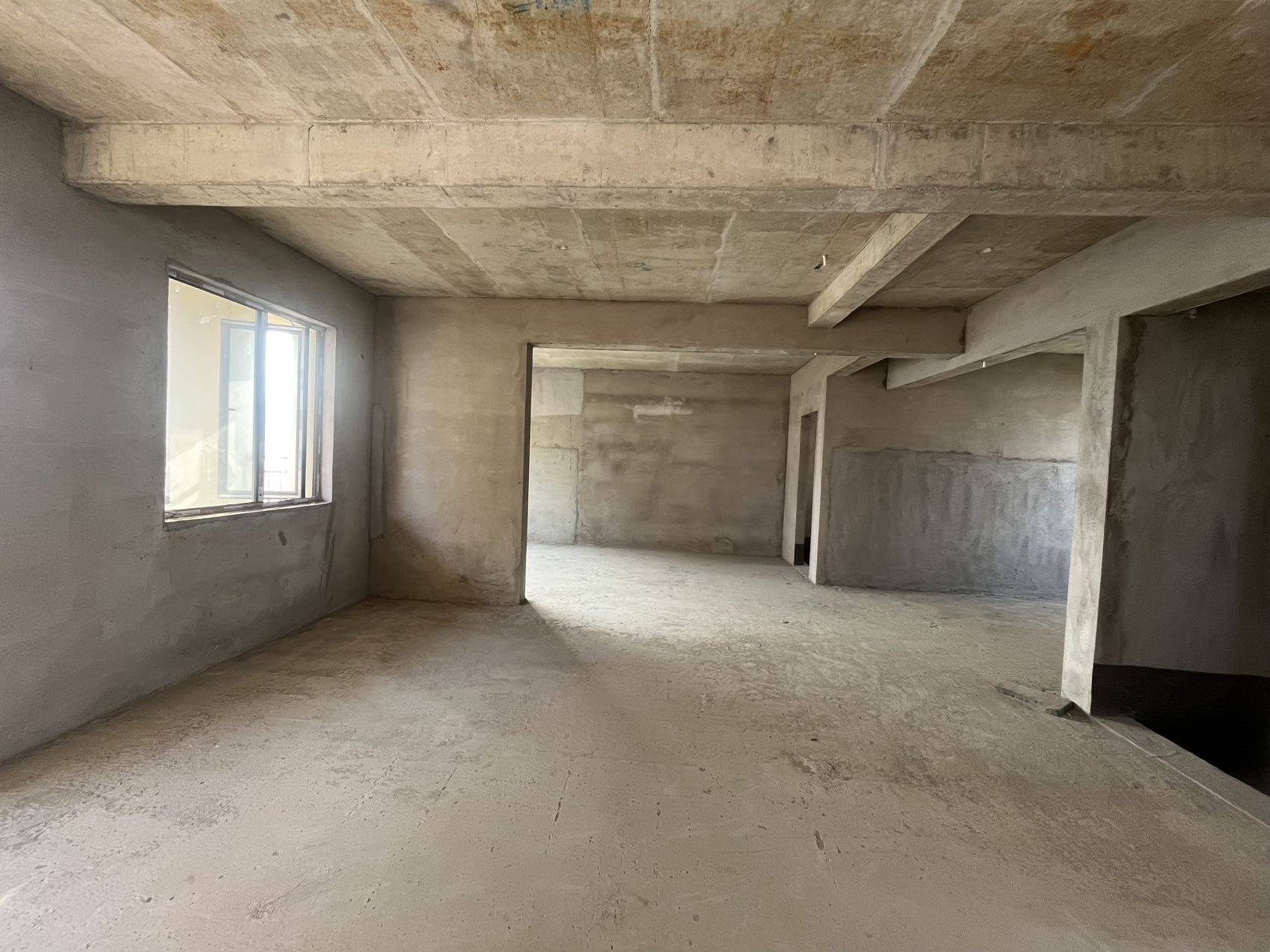 业主急售新妇幼保健院旁一梯一户