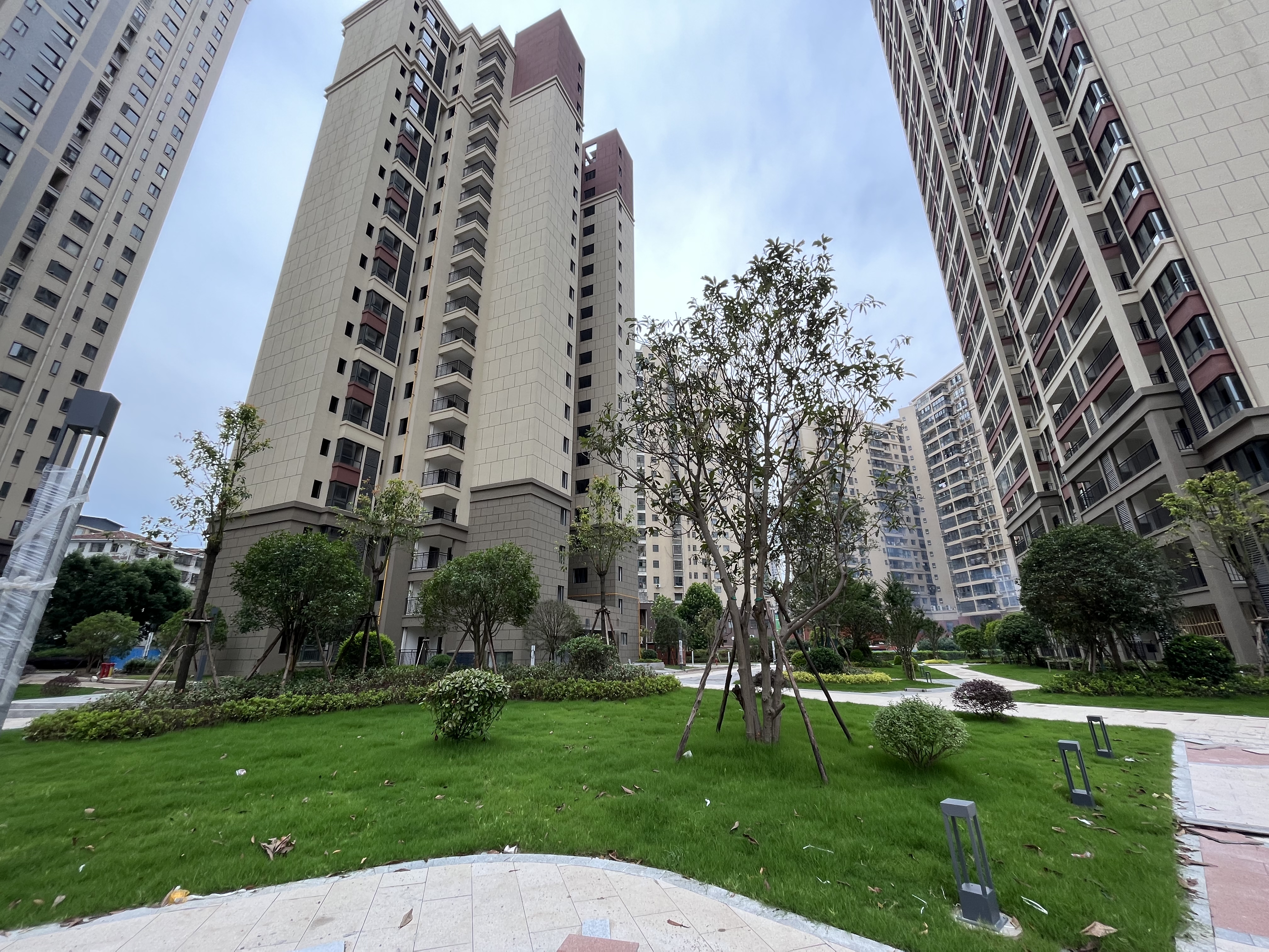 五一期间全城暏目，现房热销！实景呈现武穴江景房