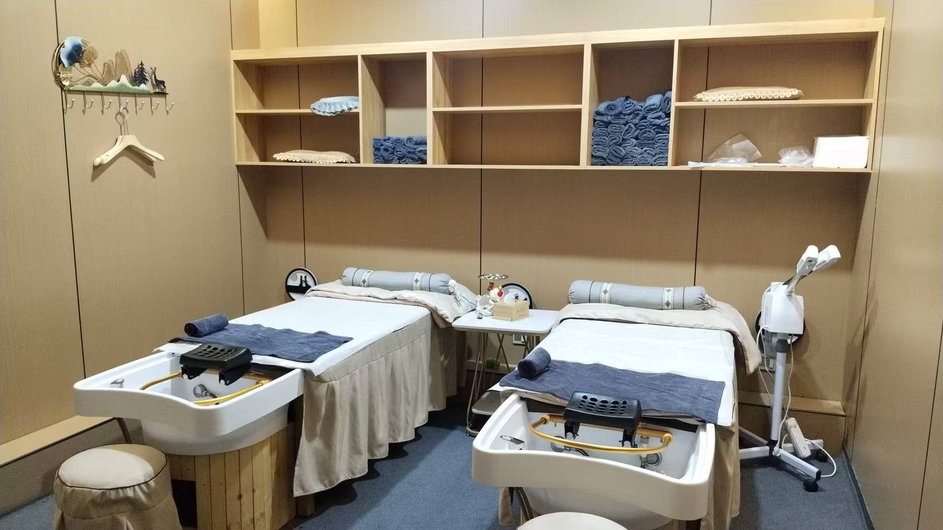 正街头疗美容店转让