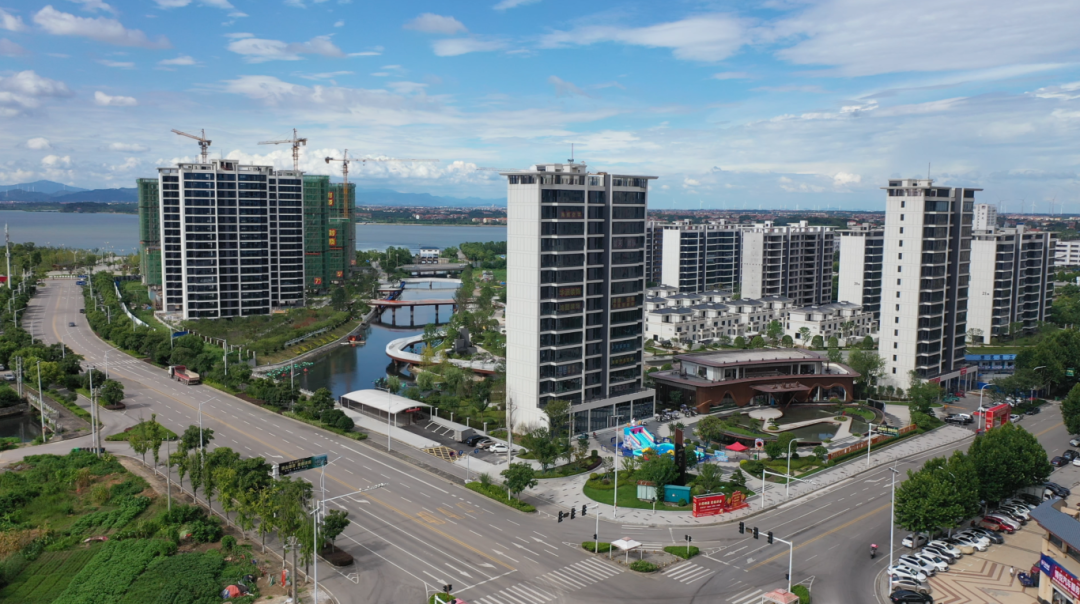 山湖天玺 5#、7# 新品加推｜一席滨水家境，敬献武穴