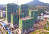 鑫龙·山水国际2020年8月工程进度：C21.23建至14层