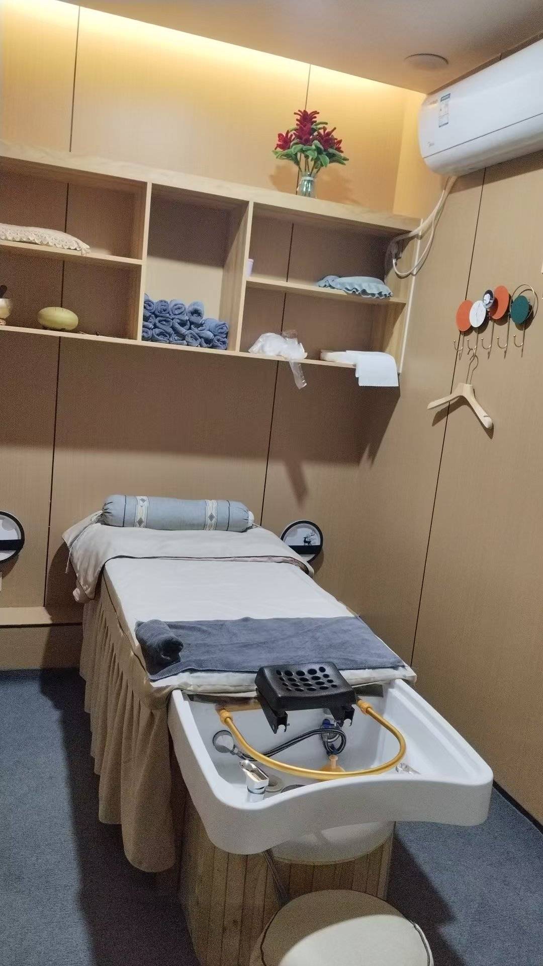 正街头疗美容店转让