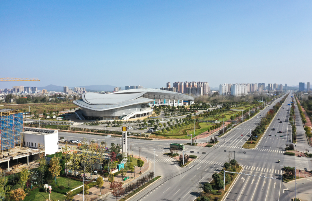 蕲春府繁华交通阡陌纵横尊享城市生活