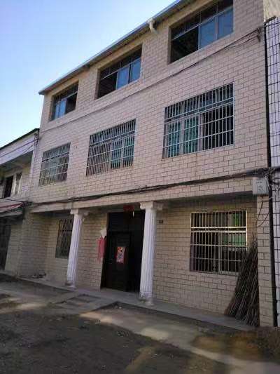 漕河吴庄三列三层整栋房屋出租